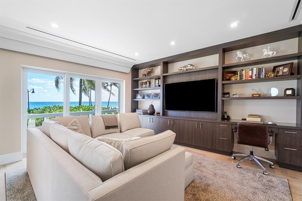 THREE HUNDRED SOUTH OCEAN - Residential