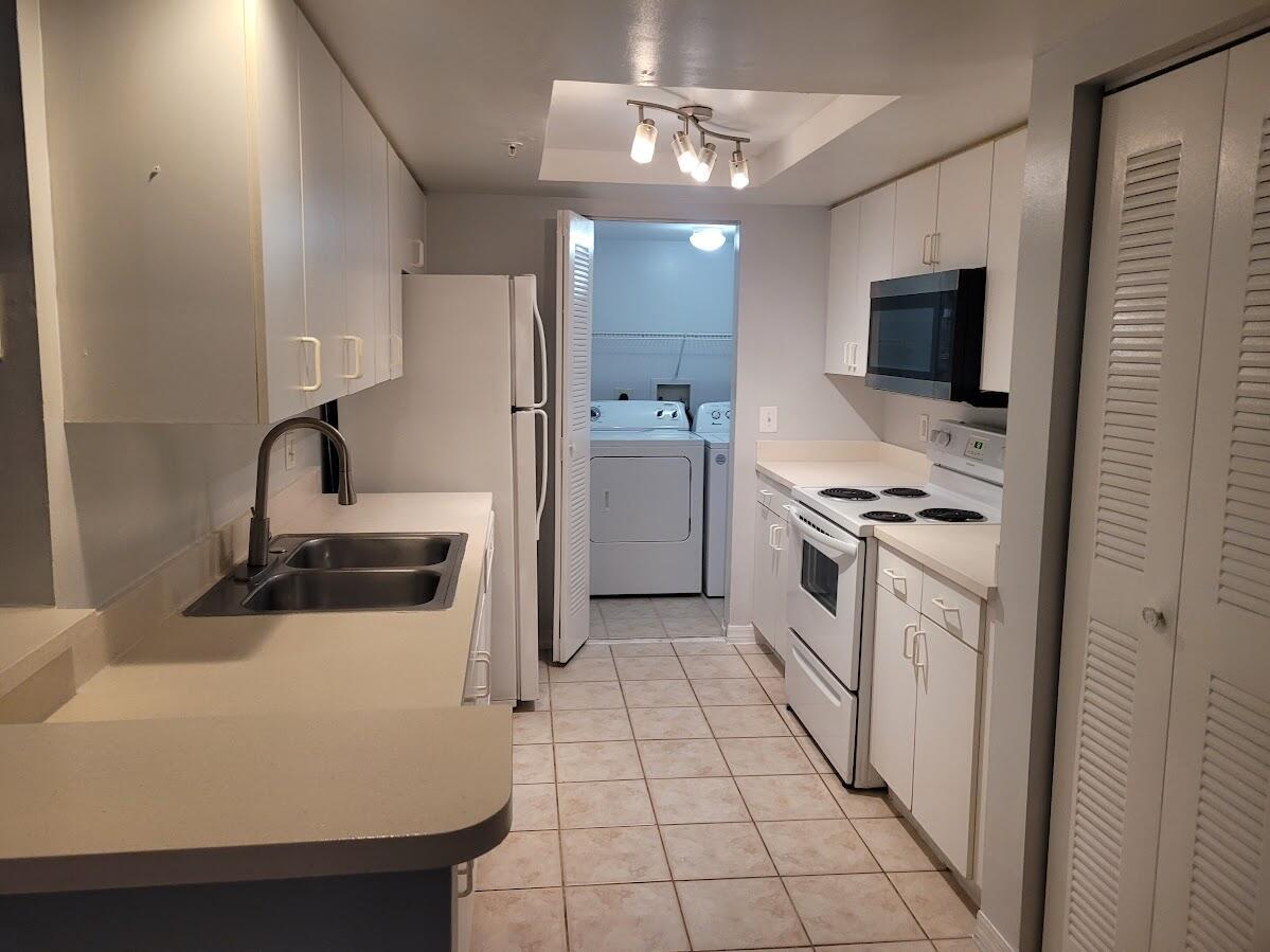 GRAND ISLES CONDO - Residential