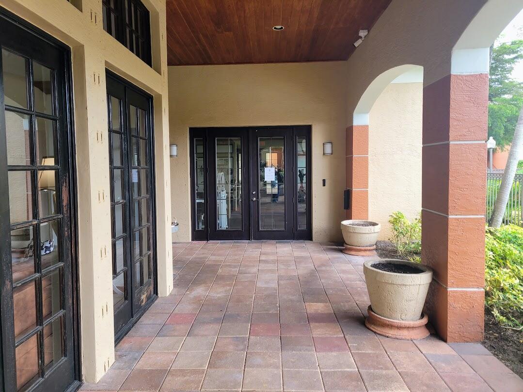 GRAND ISLES CONDO - Residential