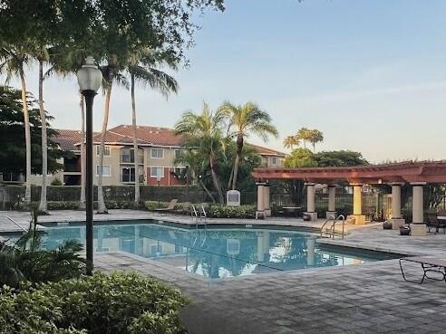 GRAND ISLES CONDO - Residential