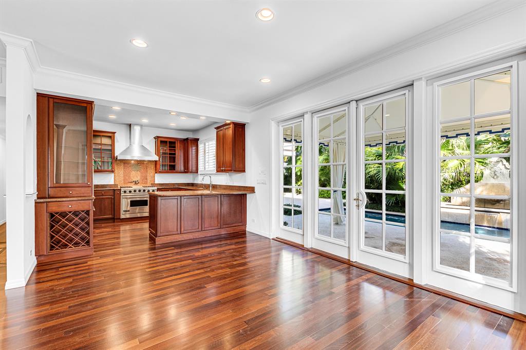 ROYAL PARK - Residential