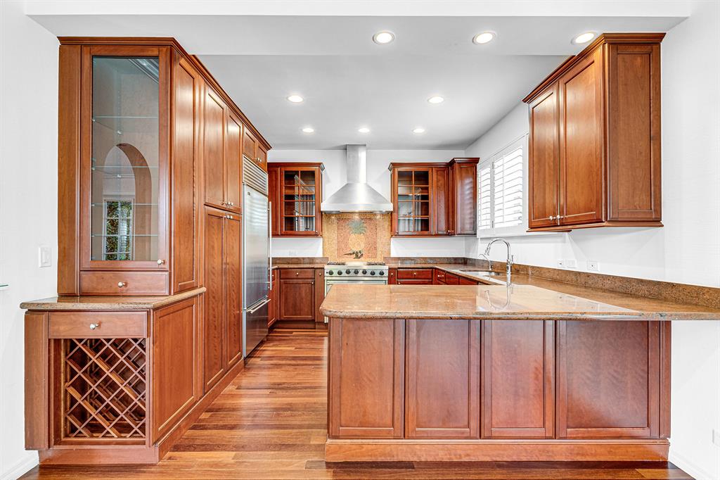 ROYAL PARK - Residential