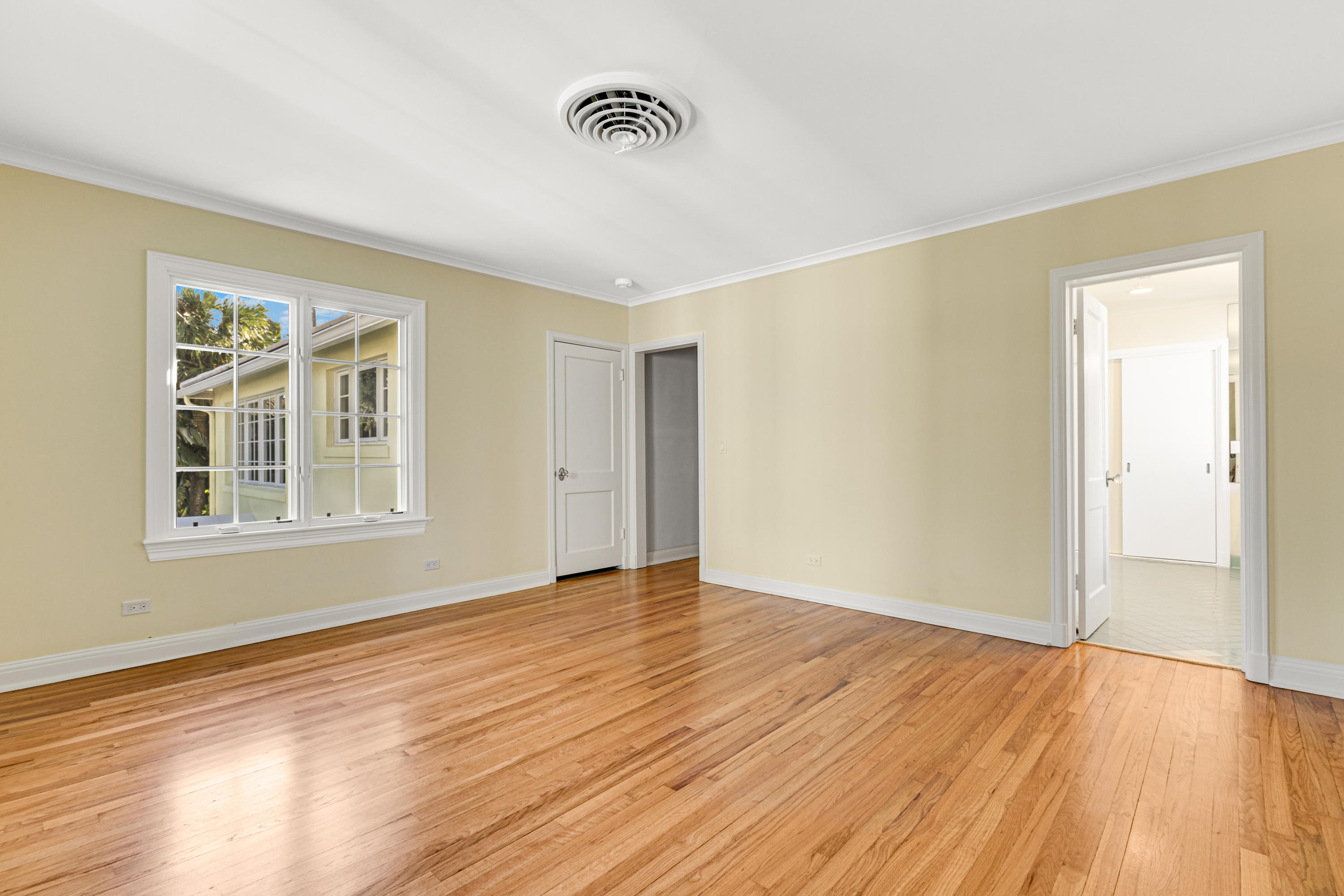 ROYAL PARK - Residential