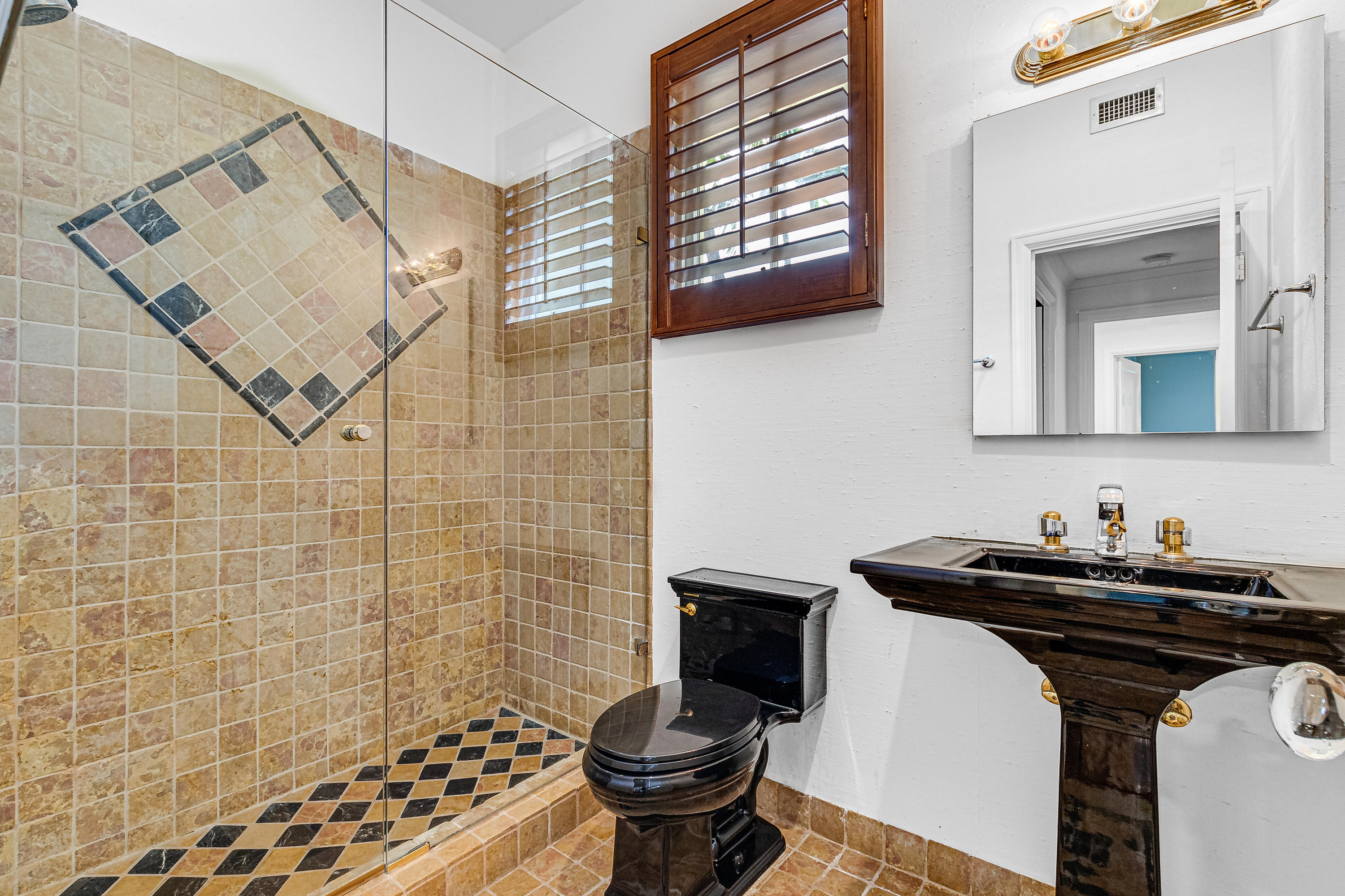 ROYAL PARK - Residential