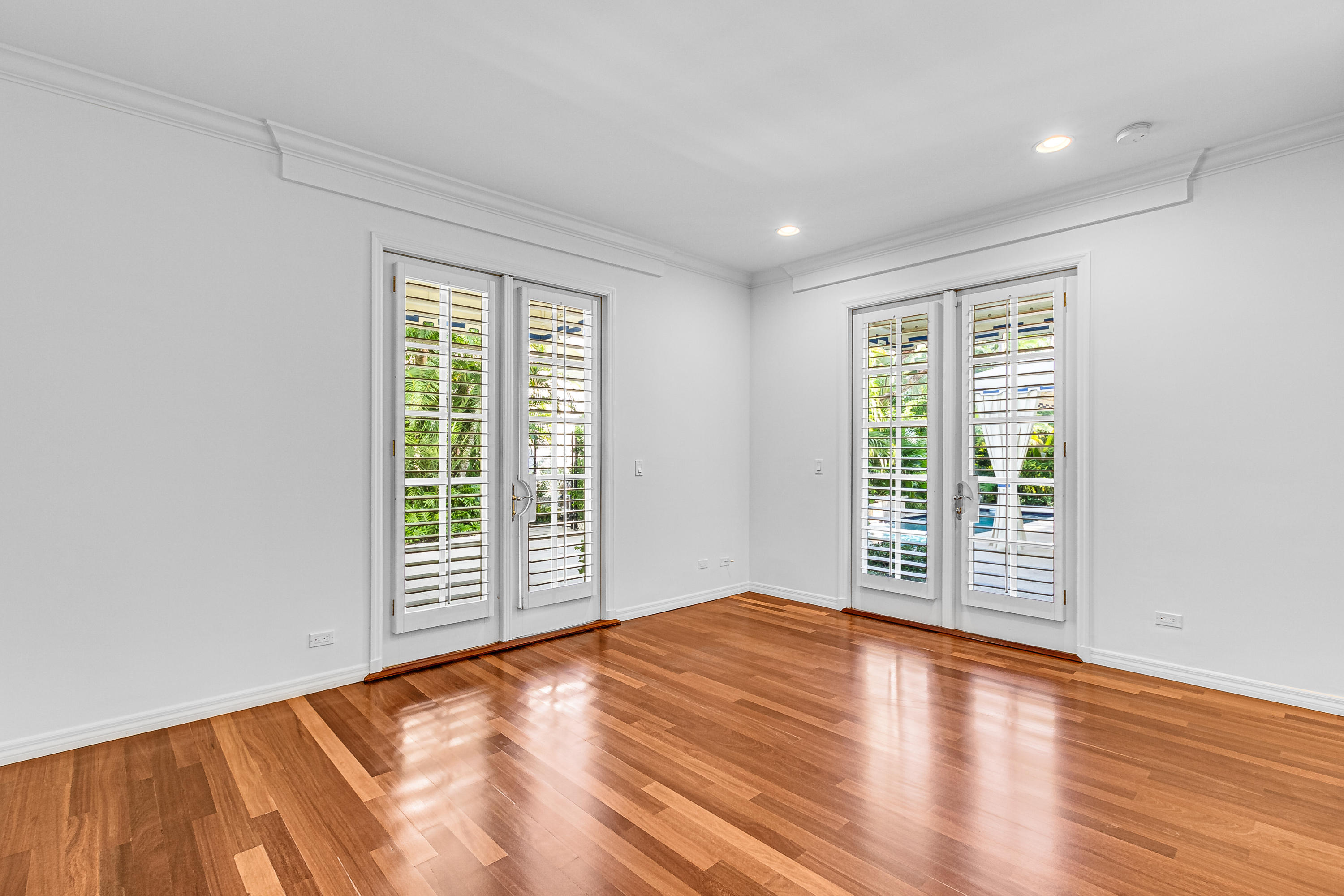 ROYAL PARK - Residential