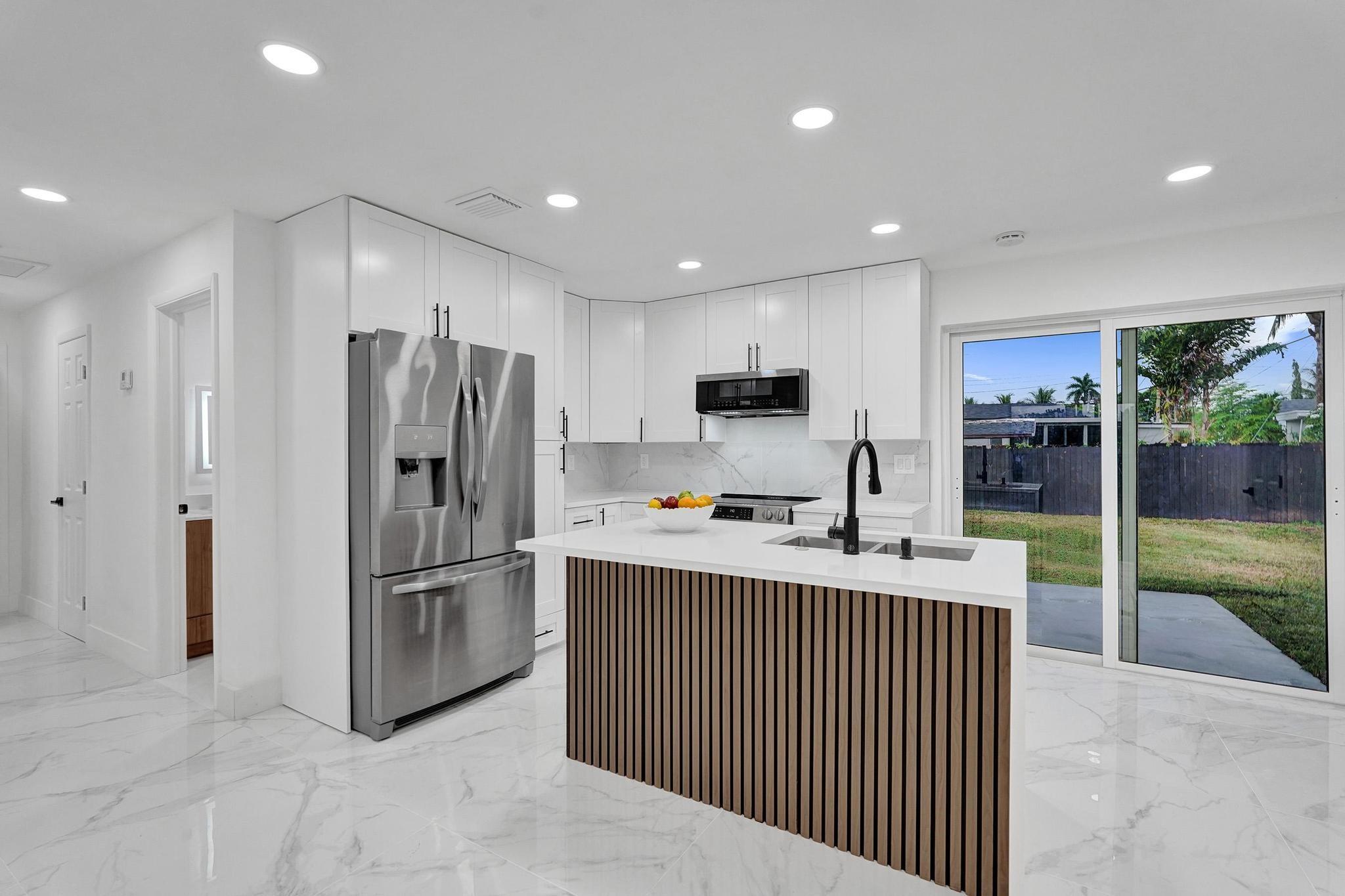 Playland Isles 37-14 B - Residential Lease