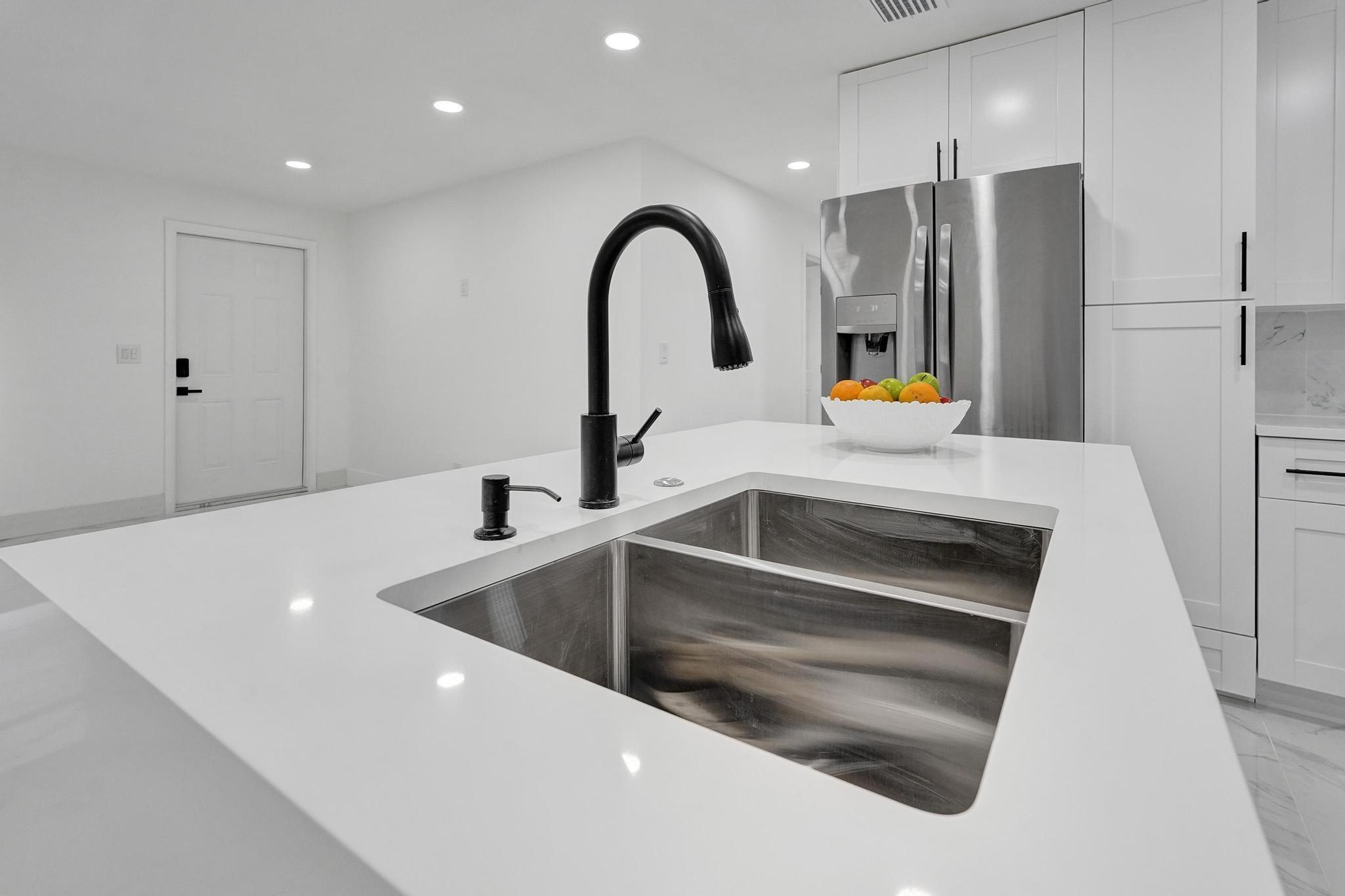 Playland Isles 37-14 B - Residential Lease