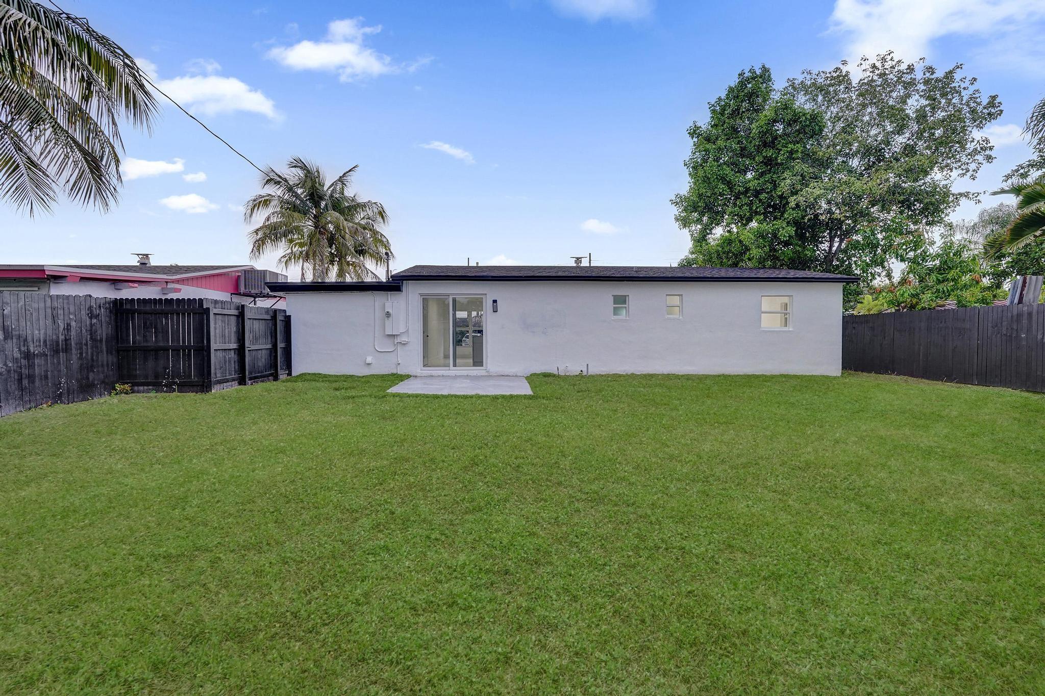 Playland Isles 37-14 B - Residential Lease