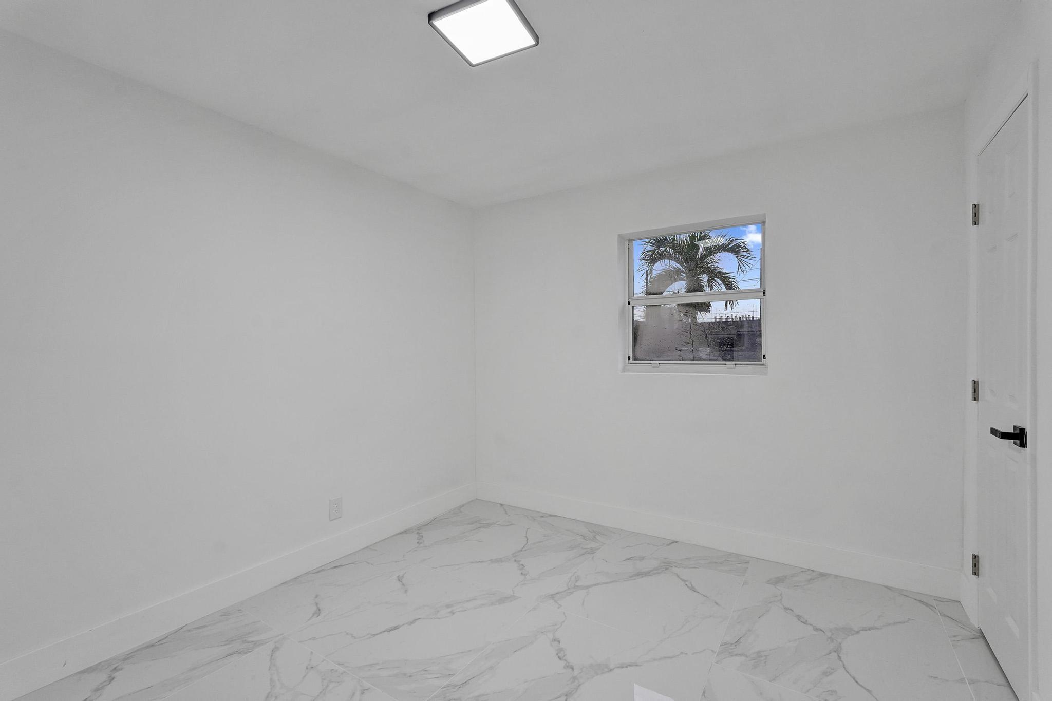 Playland Isles 37-14 B - Residential Lease