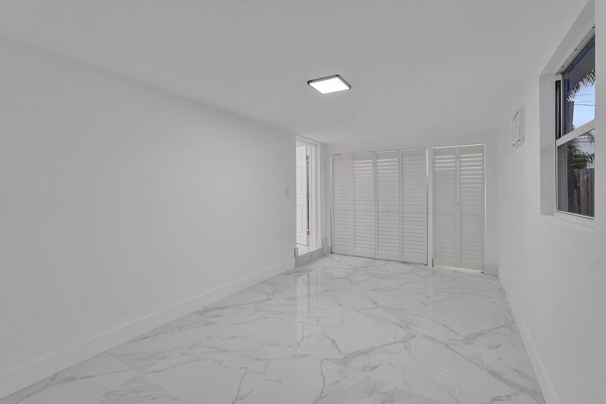 Playland Isles 37-14 B - Residential Lease