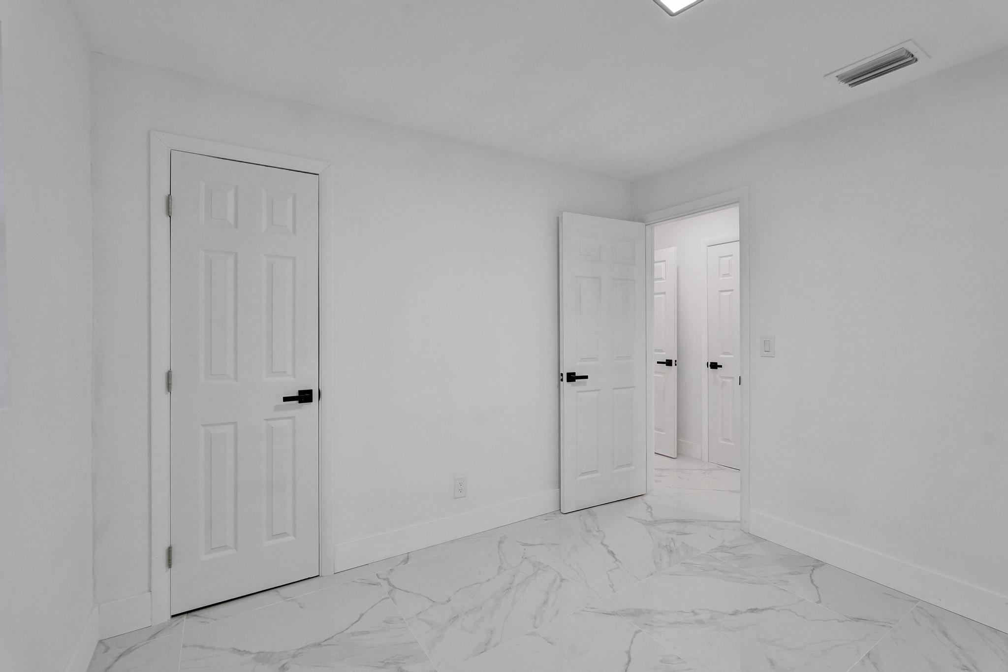 Playland Isles 37-14 B - Residential Lease