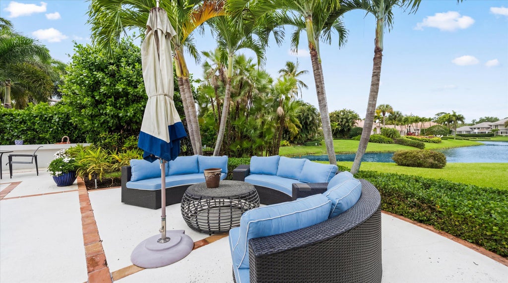 Photo of 116 ECHO Drive, Jupiter, FL 33458 (MLS # B26075081)