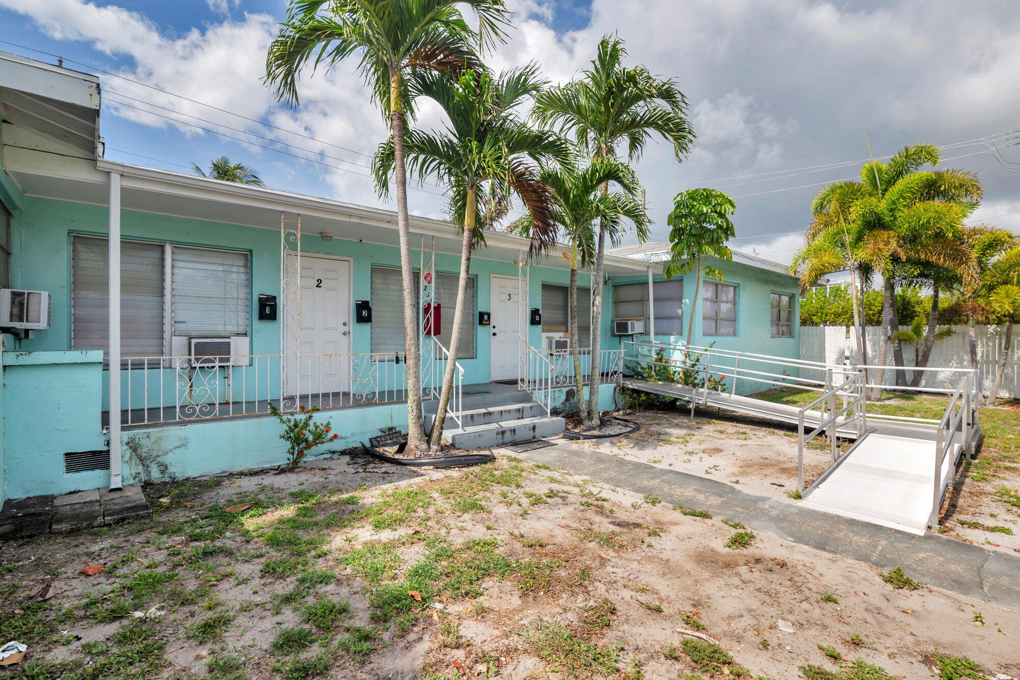 ESTATES OF SOUTH PALM BEACH - Residential