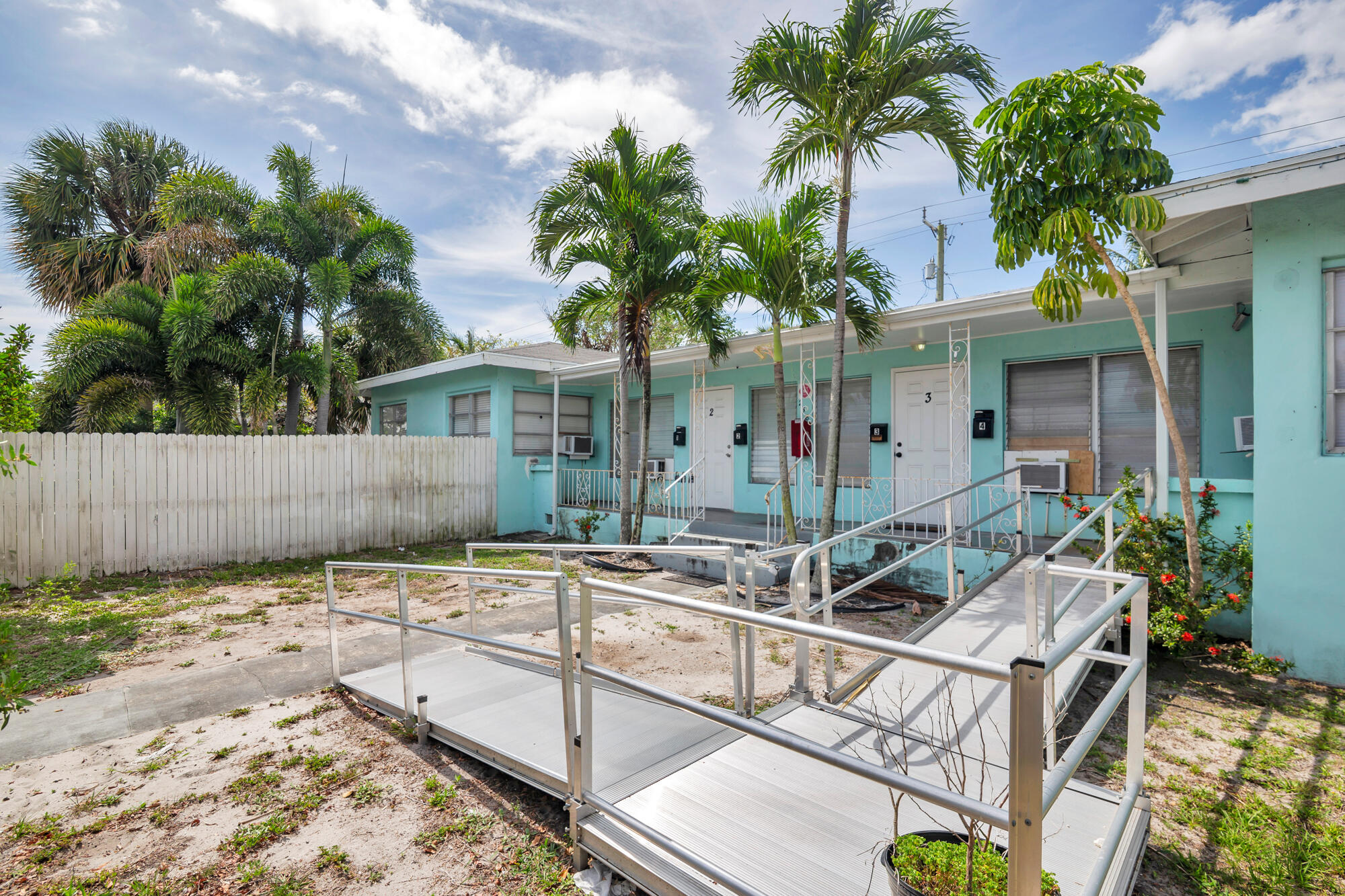 ESTATES OF SOUTH PALM BEACH - Residential