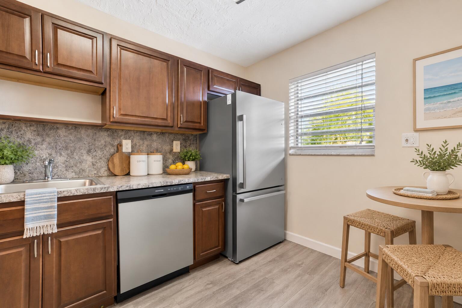 1400 NE 57TH Street 304