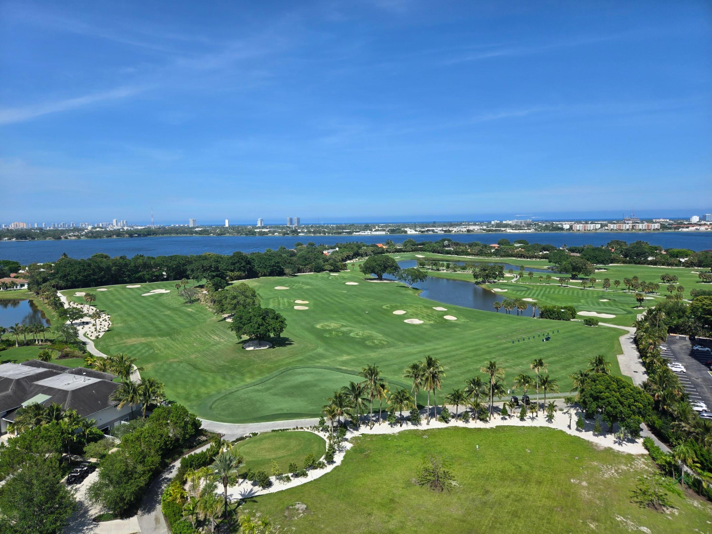 LANDS OF THE PRESIDENT CONDO 3 - Residential