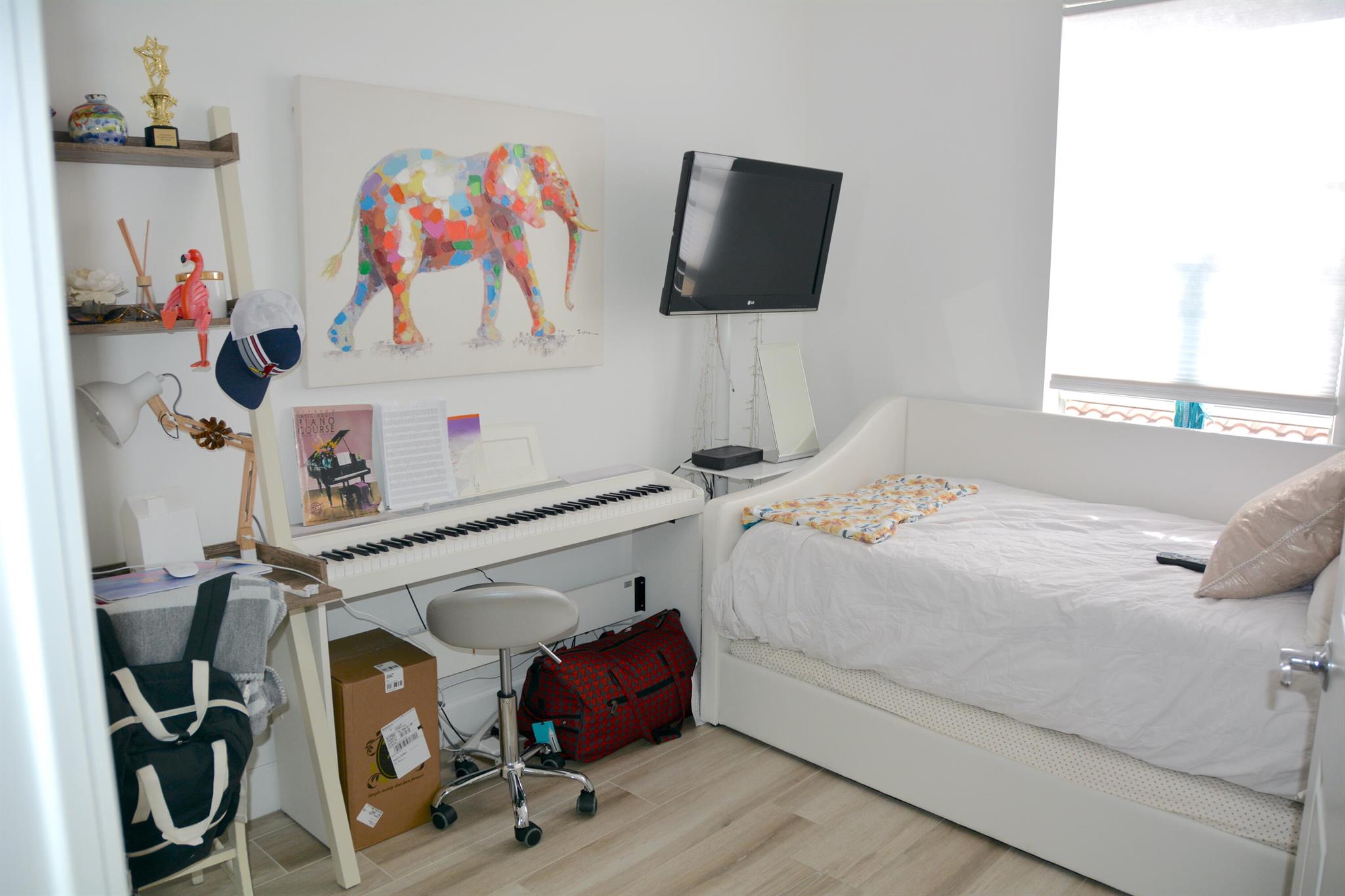 TUSCANY AT ABACOA 2 - Residential Lease