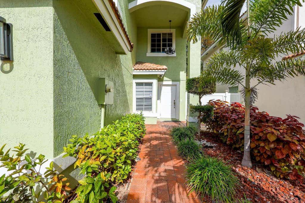Photo of 6000 Adriatic Way, West Palm Beach, FL 33413 (MLS # R11137992)