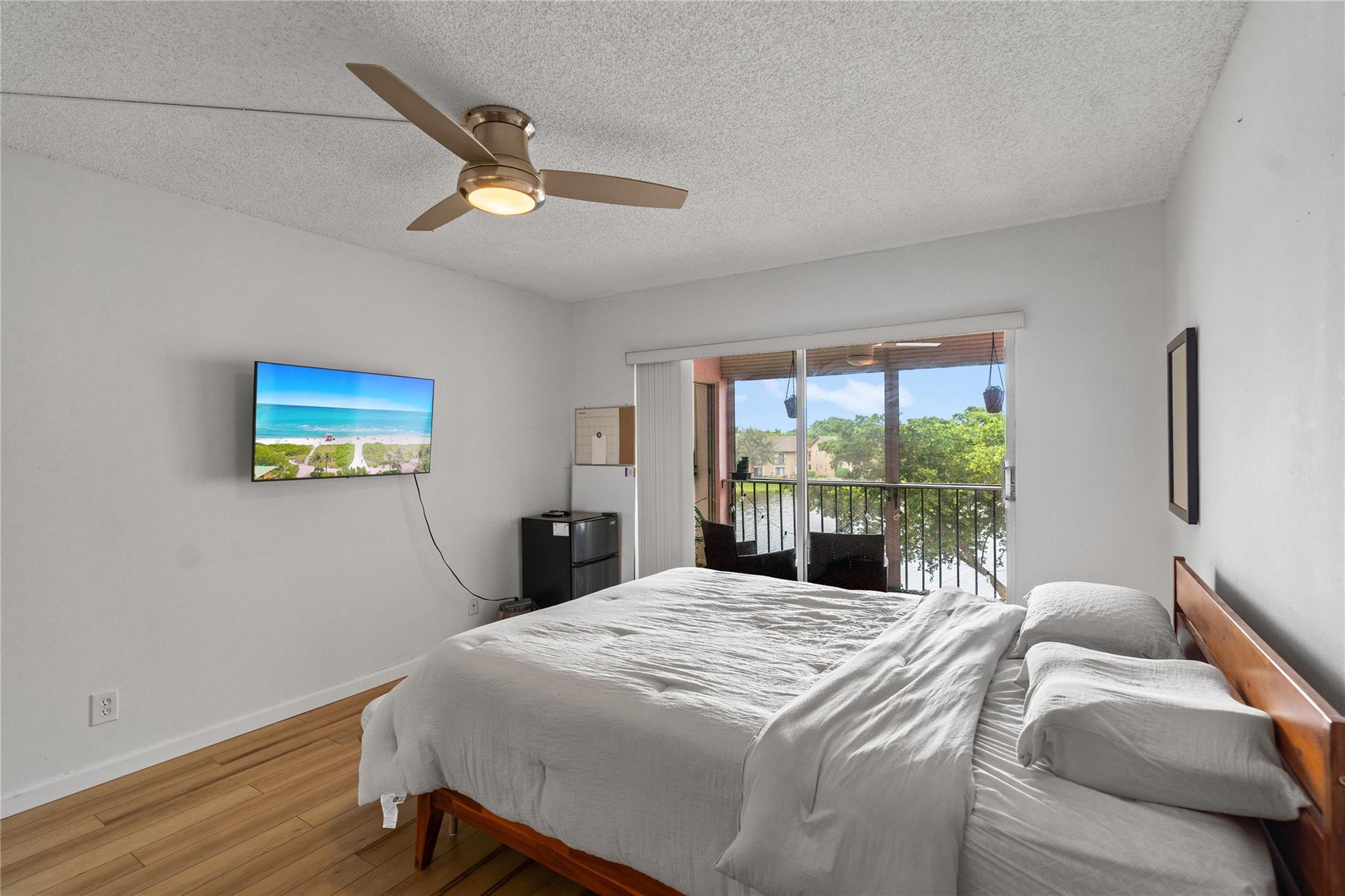 SUNRISE ISLAND - Residential
