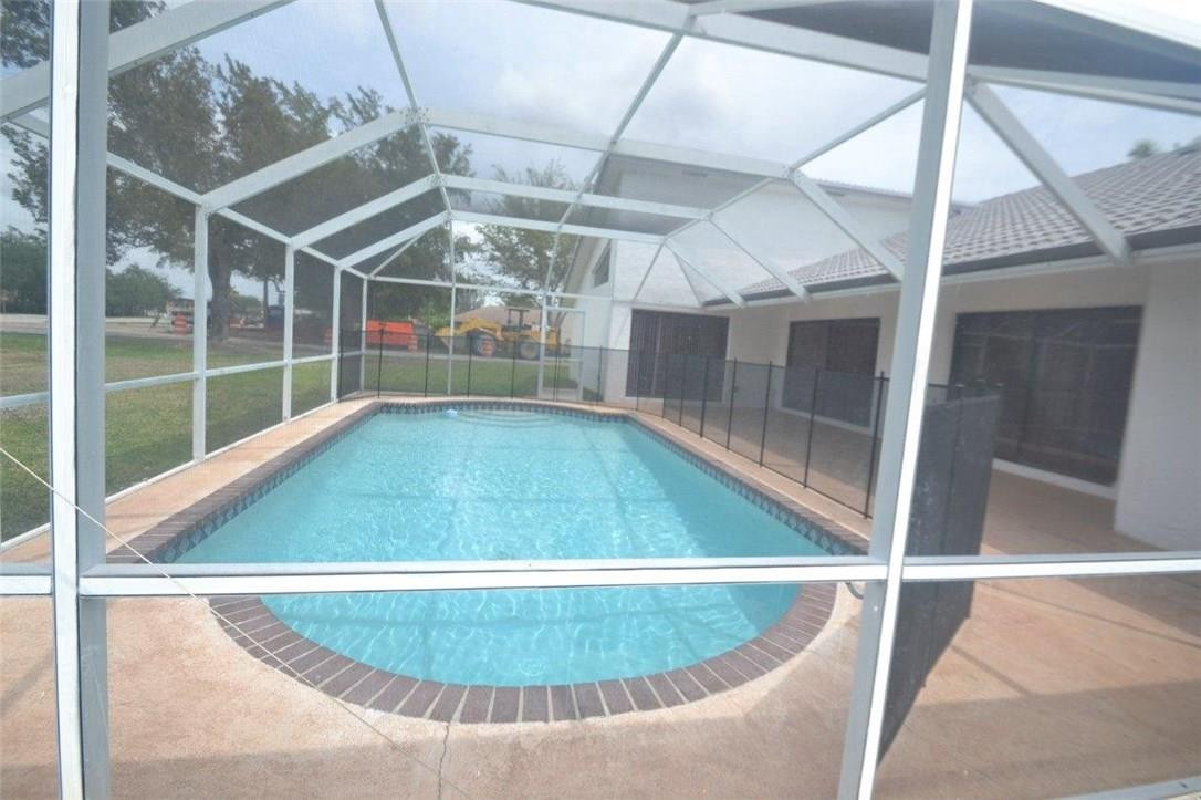 Cypress Glen 104-26 B - Residential Lease