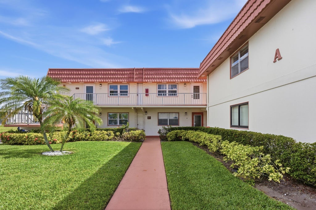 Photo of 47 Saxony A, Delray Beach, FL 33446 (MLS # B26042932)