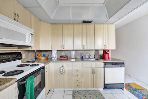 Tiny photo for 2505 Antigua Terrace #L3, Coconut Creek, FL 33066 (MLS # F10537987)
