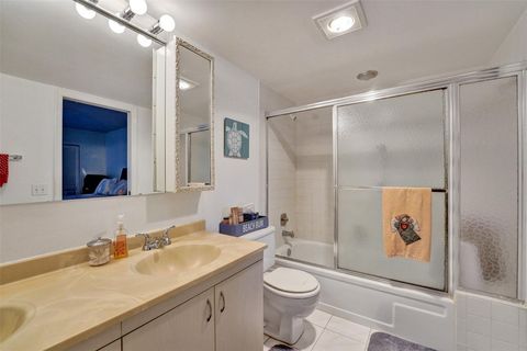Tiny photo for 2505 Antigua Terrace #L3, Coconut Creek, FL 33066 (MLS # F10537987)
