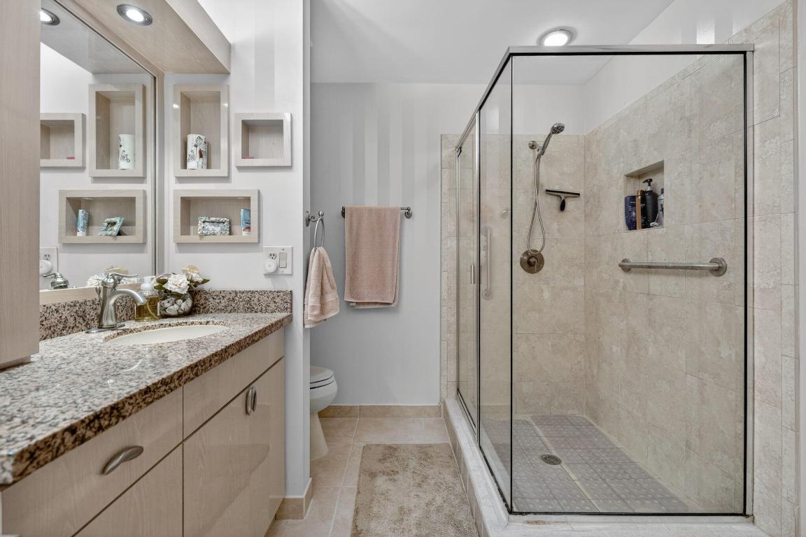 PGA RESORT COMMUNITY PL OF WINDERMERE UNIT 1 - Residential