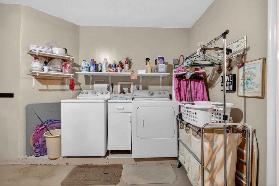 PGA RESORT COMMUNITY PL OF WINDERMERE UNIT 1 - Residential