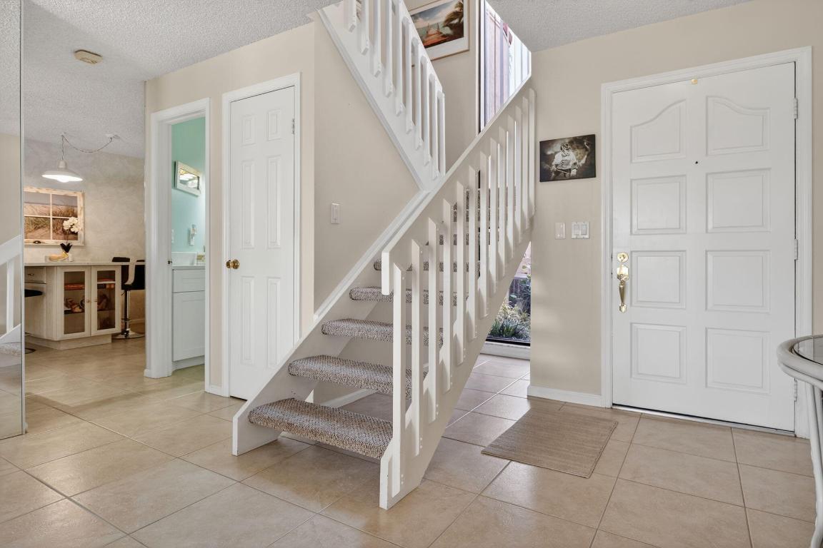 PGA RESORT COMMUNITY PL OF WINDERMERE UNIT 1 - Residential