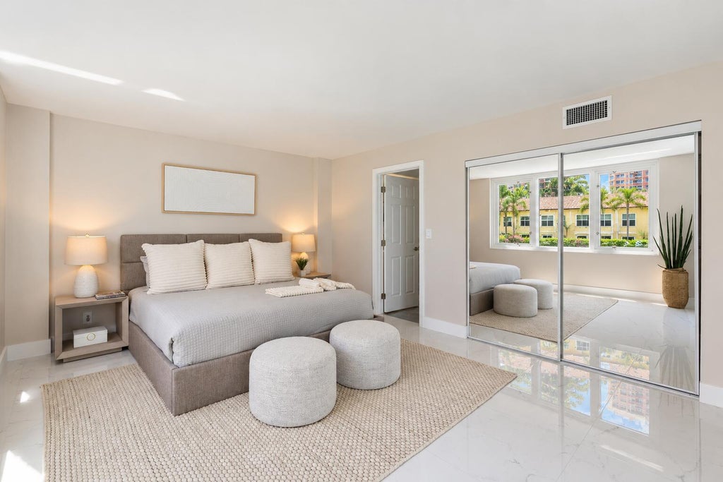 Photo of 2200 NE 33rd Avenue #2J, Fort Lauderdale, FL 33305 (MLS # B26078559)