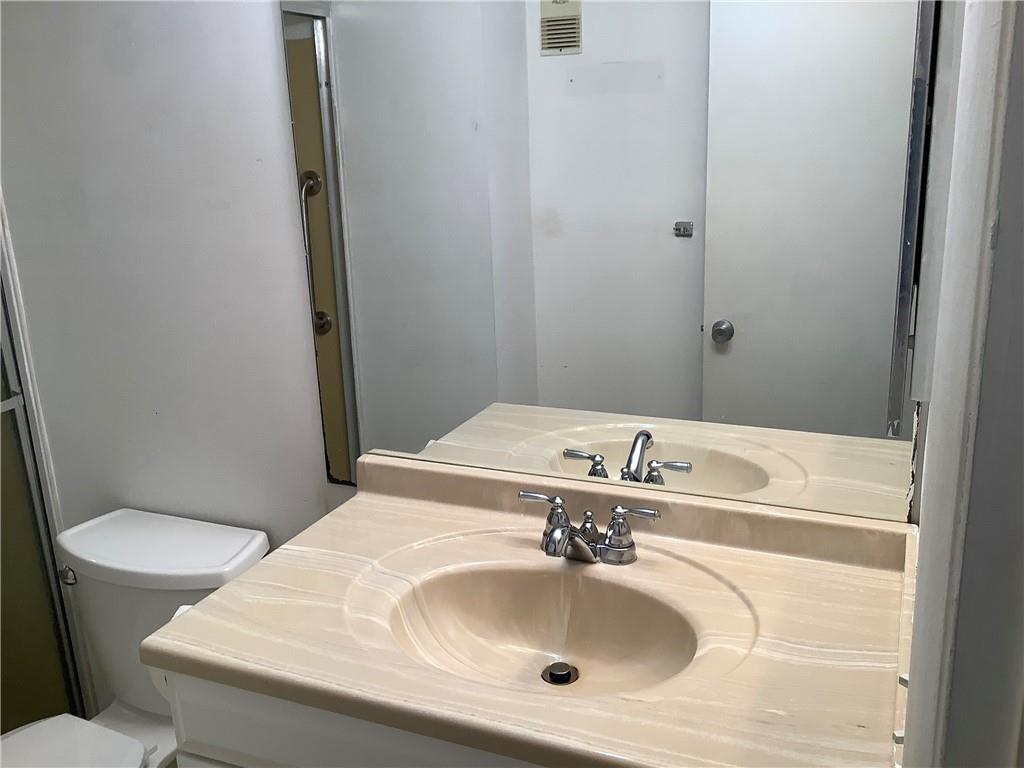 Village Royale Greendale - Residential Lease