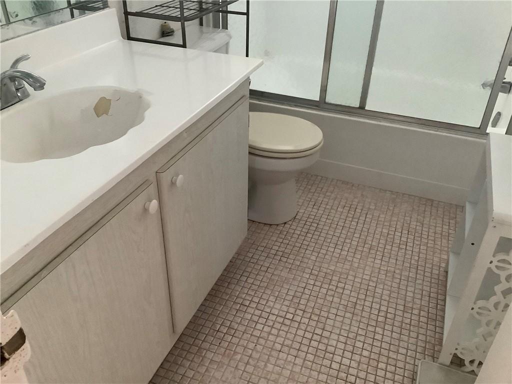 Village Royale Greendale - Residential Lease