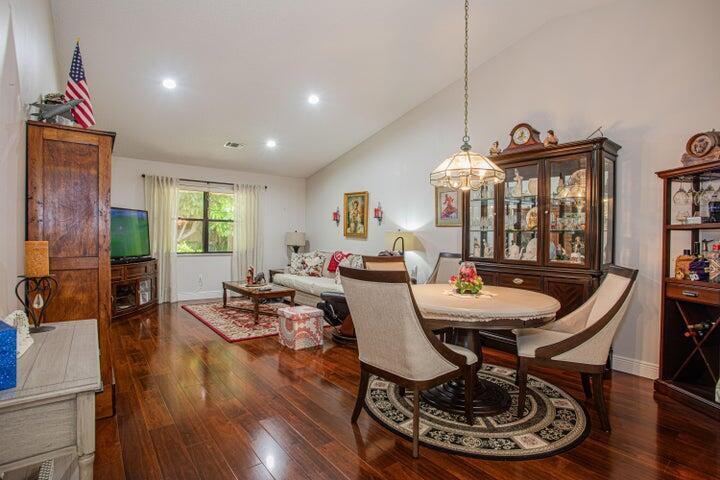 STRATHMORE GATE WEST UNIT 3 - Residential