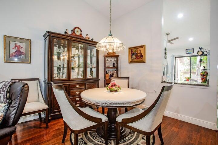 STRATHMORE GATE WEST UNIT 3 - Residential