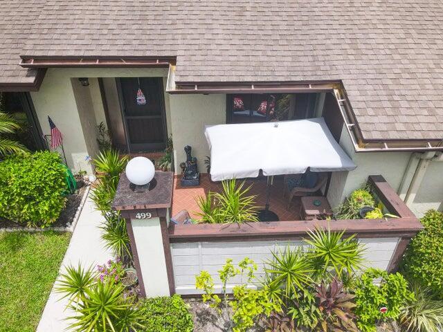 499 NW Iron Forge Court NW