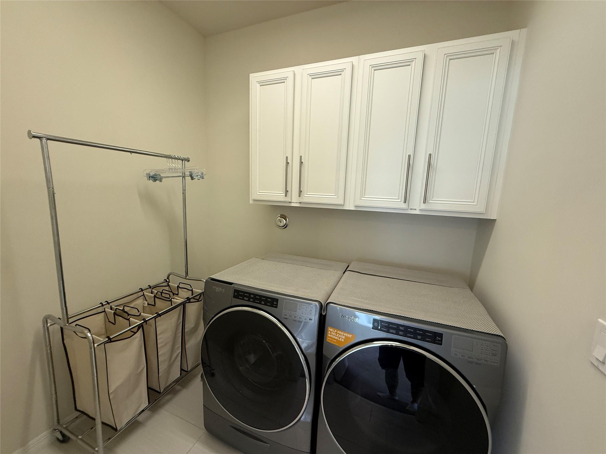 Hillcrest Country Club So - Residential Lease