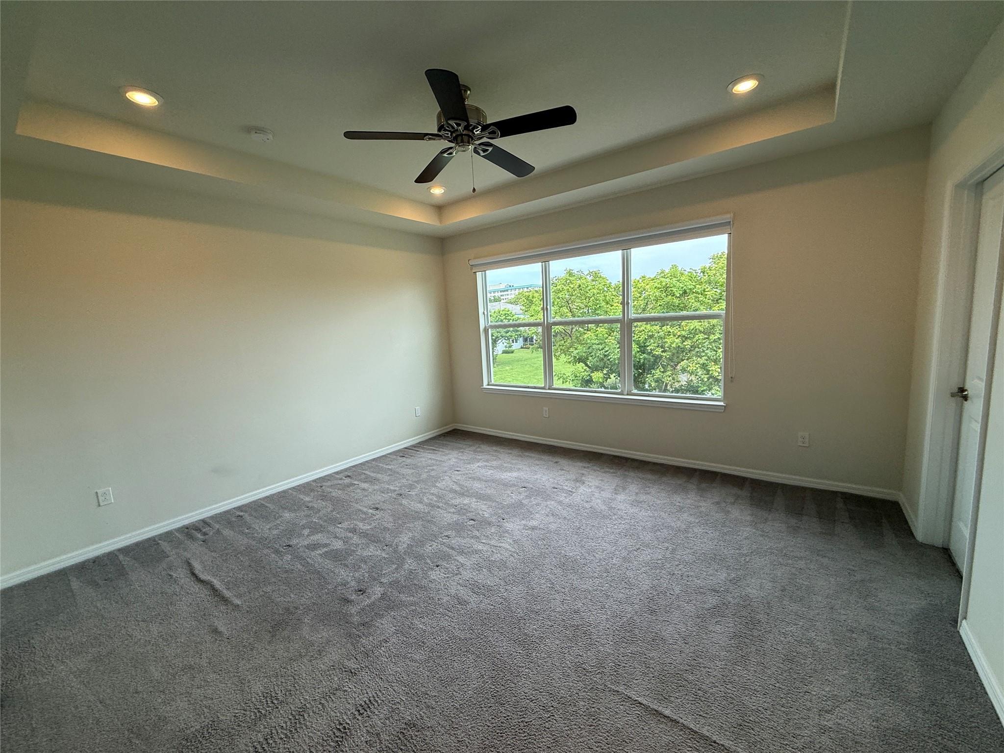 Hillcrest Country Club So - Residential Lease