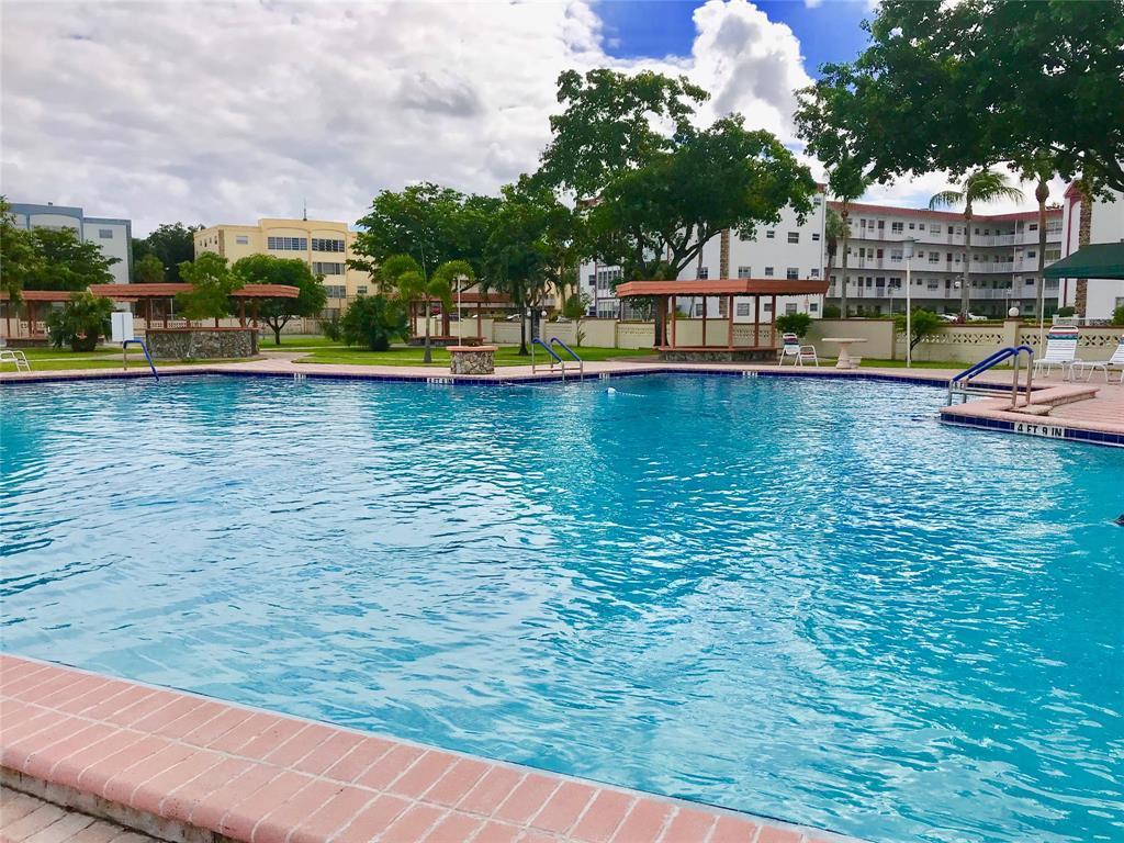 RUBY CONDO at Oakland Estates - Residential