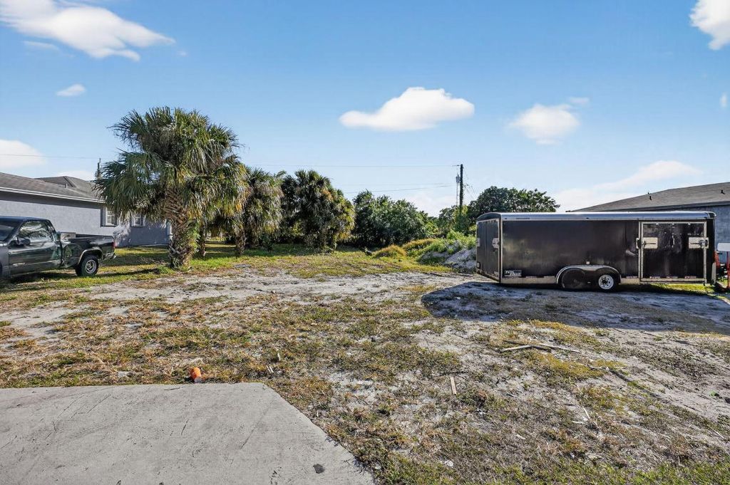 Photo of 0 W 6 Th Street, Riviera Beach, FL 33404 (MLS # R11152678)