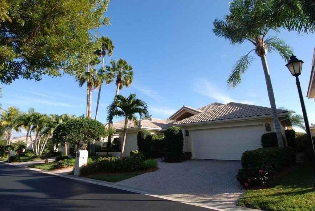 Photo of 3446 Southern Cay Drive, Jupiter, FL 33477 (MLS # R10905700)