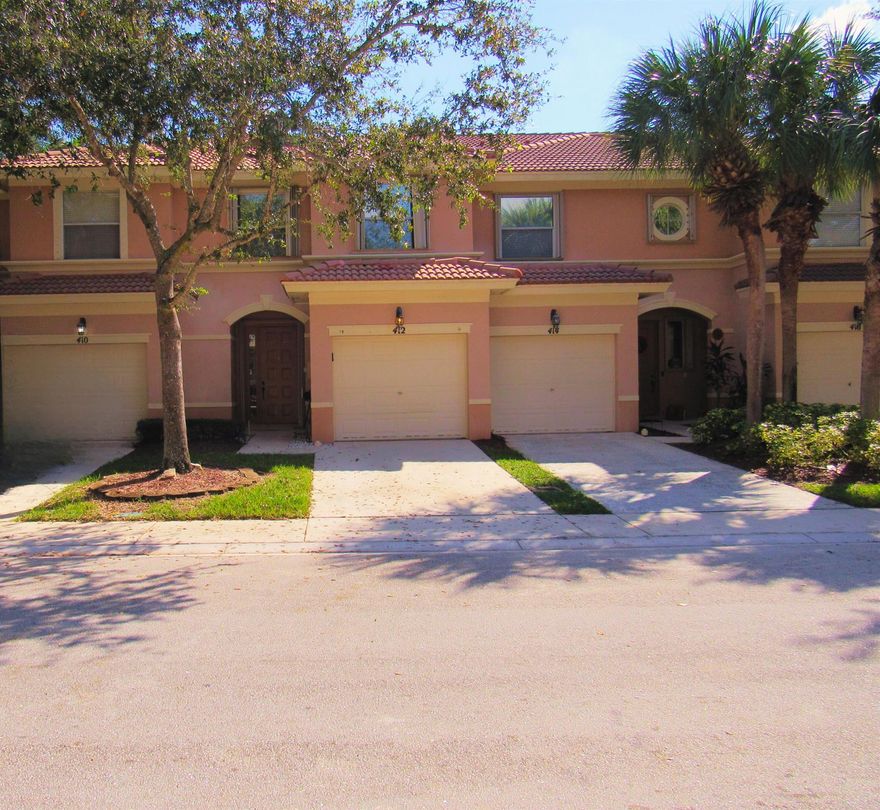 Stunning waterfront 3 bedroom, 2.5 bath townhome in the highly desirable Seminole Lakes community in Royal Palm Beach. This gem offers an open great room on the main level that flows out to a private patio with breathtaking lake views, perfect for relaxing or entertaining. A convenient half-bath and ample storage are also featured on the lower level. Upstairs, the spacious primary suite boasts serene lake views, while two guest rooms, a guest bath, and an in-unit laundry area with washer and dryer provide comfort and convenience. Additional storage ensures space for everything you need. This gated community provides peace of mind and offers access to a well-maintained pool. Located near Costco, Starbucks, Panera, and a variety of dining and shopping options!
