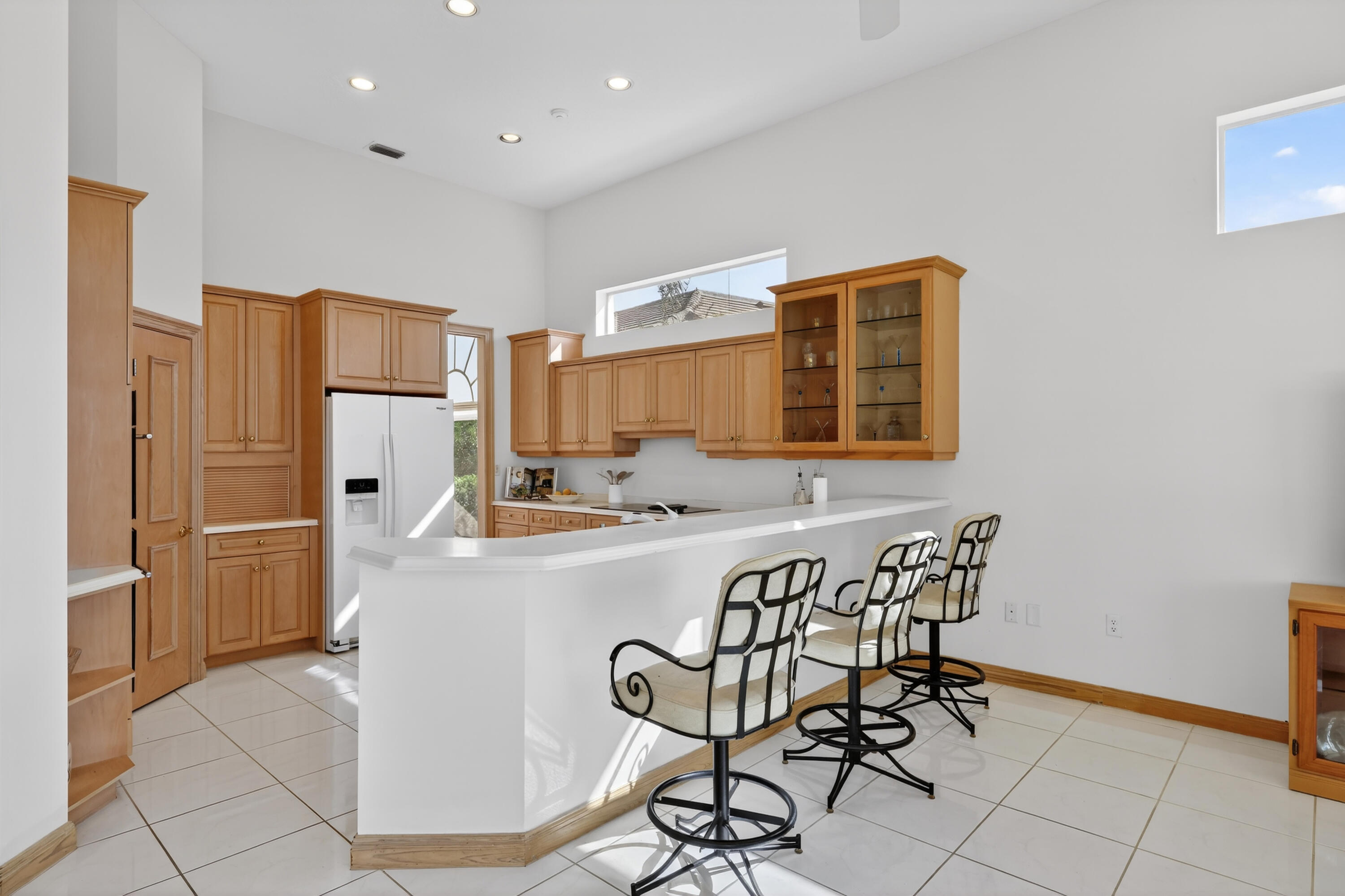 CHARING CROSS - Residential