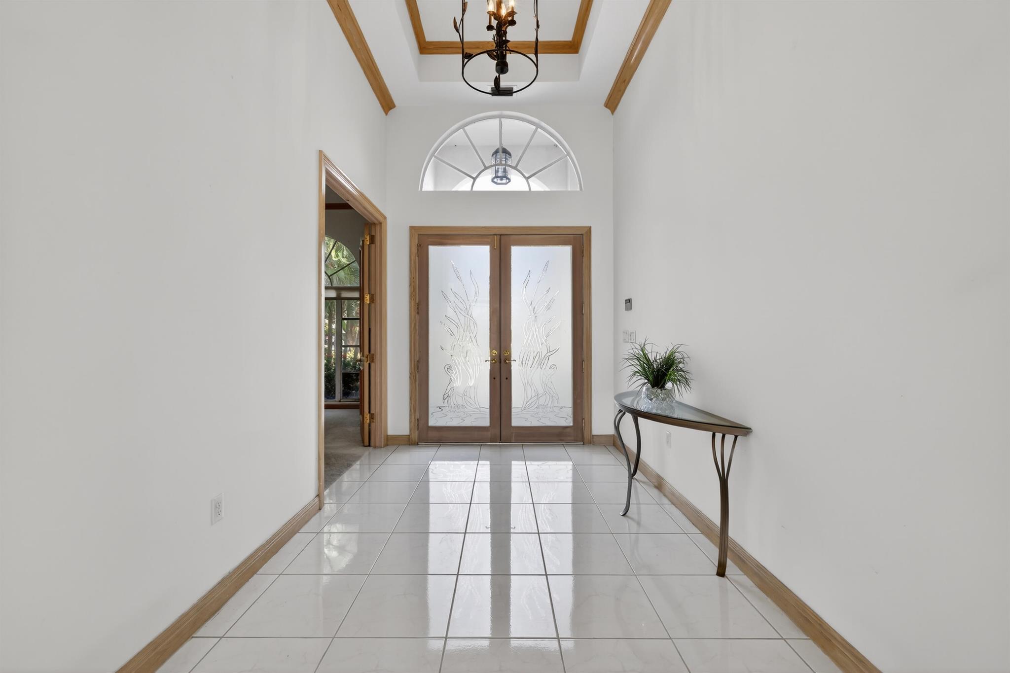 CHARING CROSS - Residential