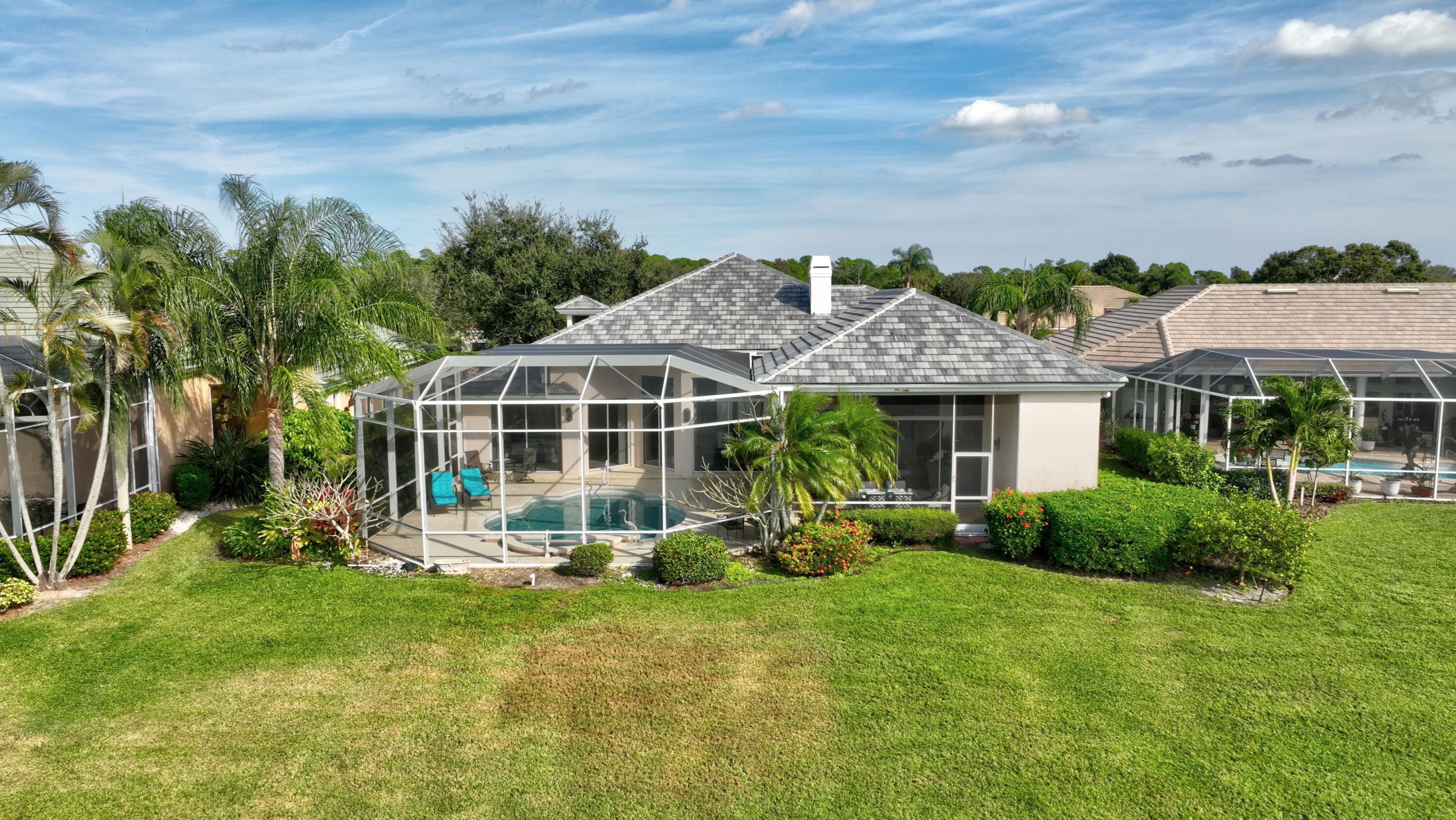 CHARING CROSS - Residential