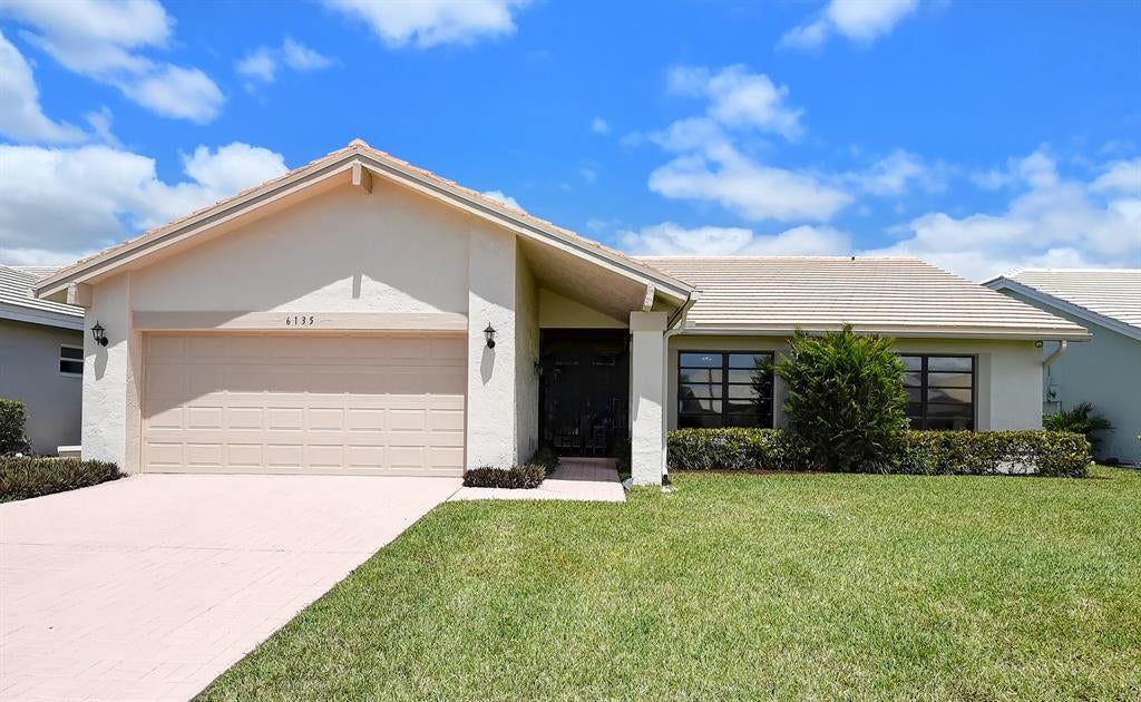 Photo of 6135 Petaluma Drive, Boca Raton, FL 33433 (MLS # R10792631)