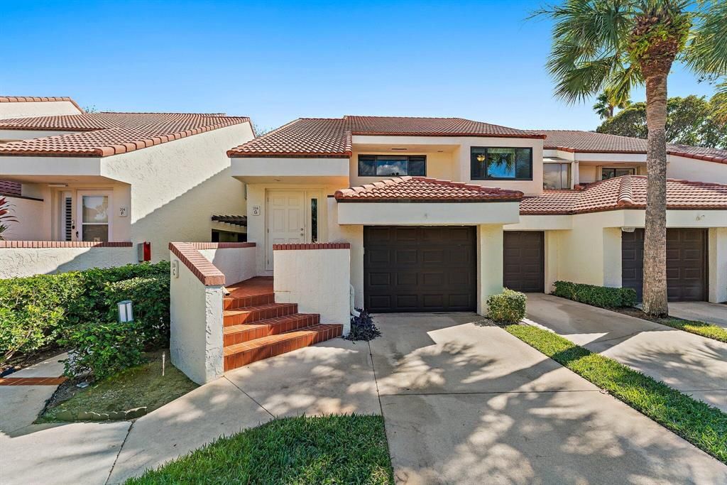 Photo of 204 Sea Oats Drive #G, Juno Beach, FL 33408 (MLS # R10857952)