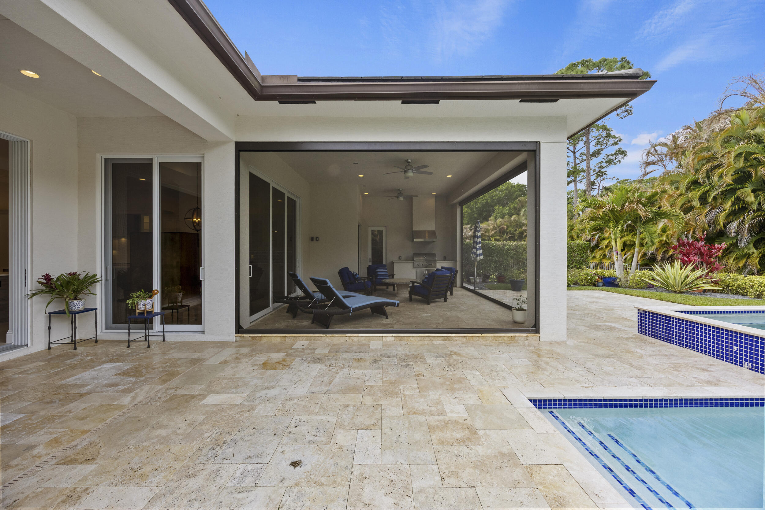 Palm Beach Country Estates - Residential