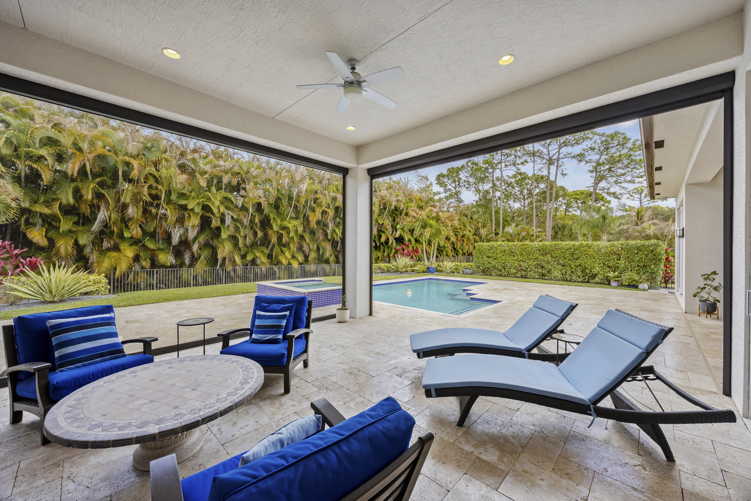 Palm Beach Country Estates - Residential