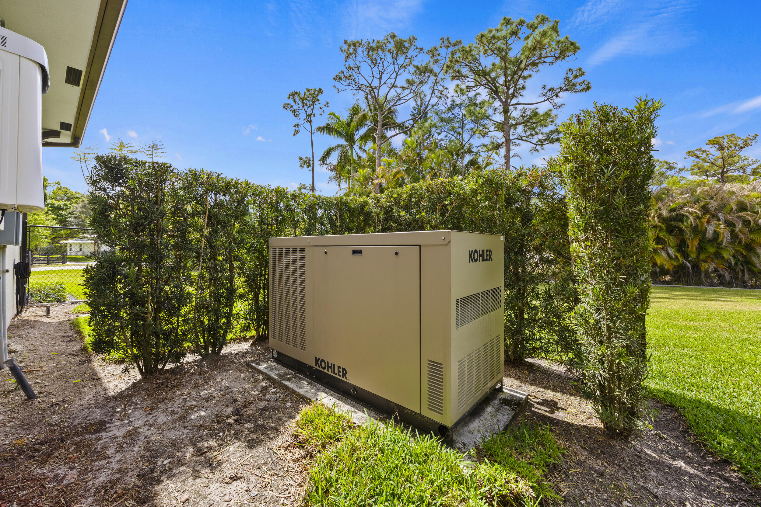 Palm Beach Country Estates - Residential